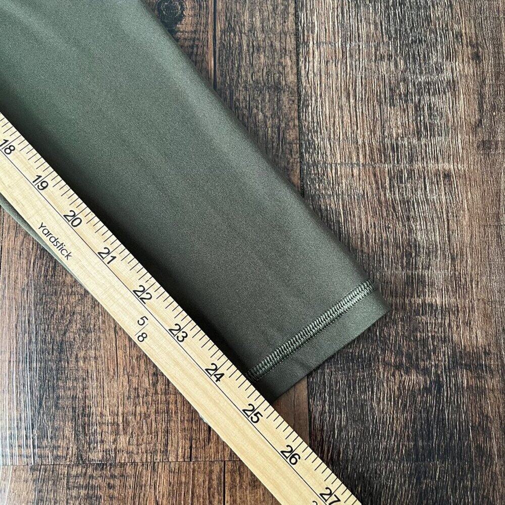Aerie Offline Real Me 7/8 Legging Hi Rise Stretchy Soft Comfy Size Medium Olive - Picture 13 of 14